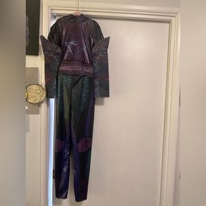 Disney Descendants 3 costume size Medium (7-8)
